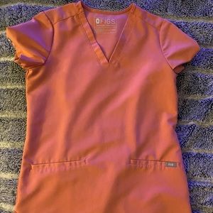 Figs Scrub top and bottom